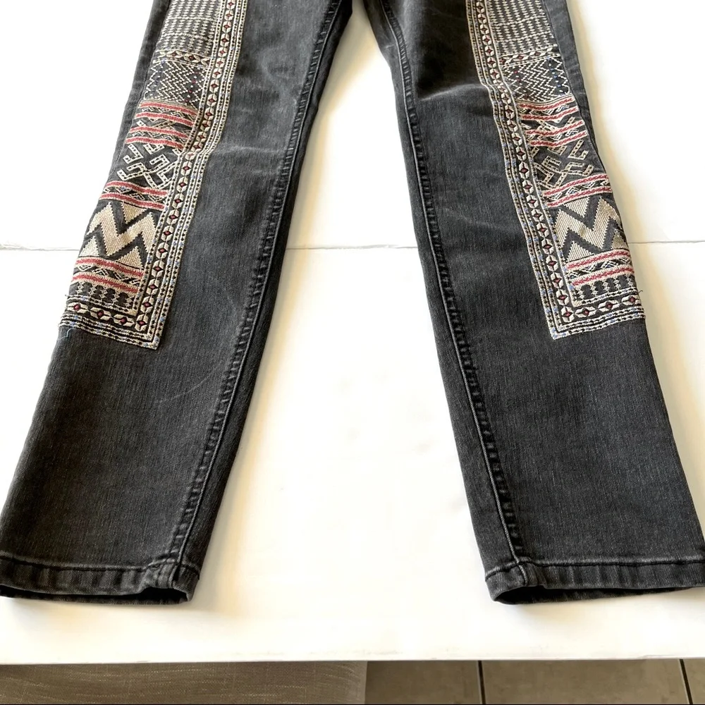 BDG Embroidered Black Jeans - Picture 4 of 13